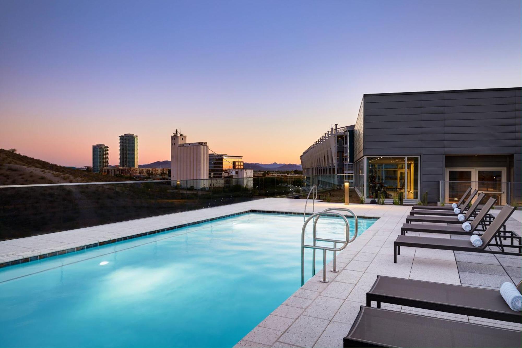 Ac Hotel By Marriott Phoenix Tempe/Downtown Exteriör bild