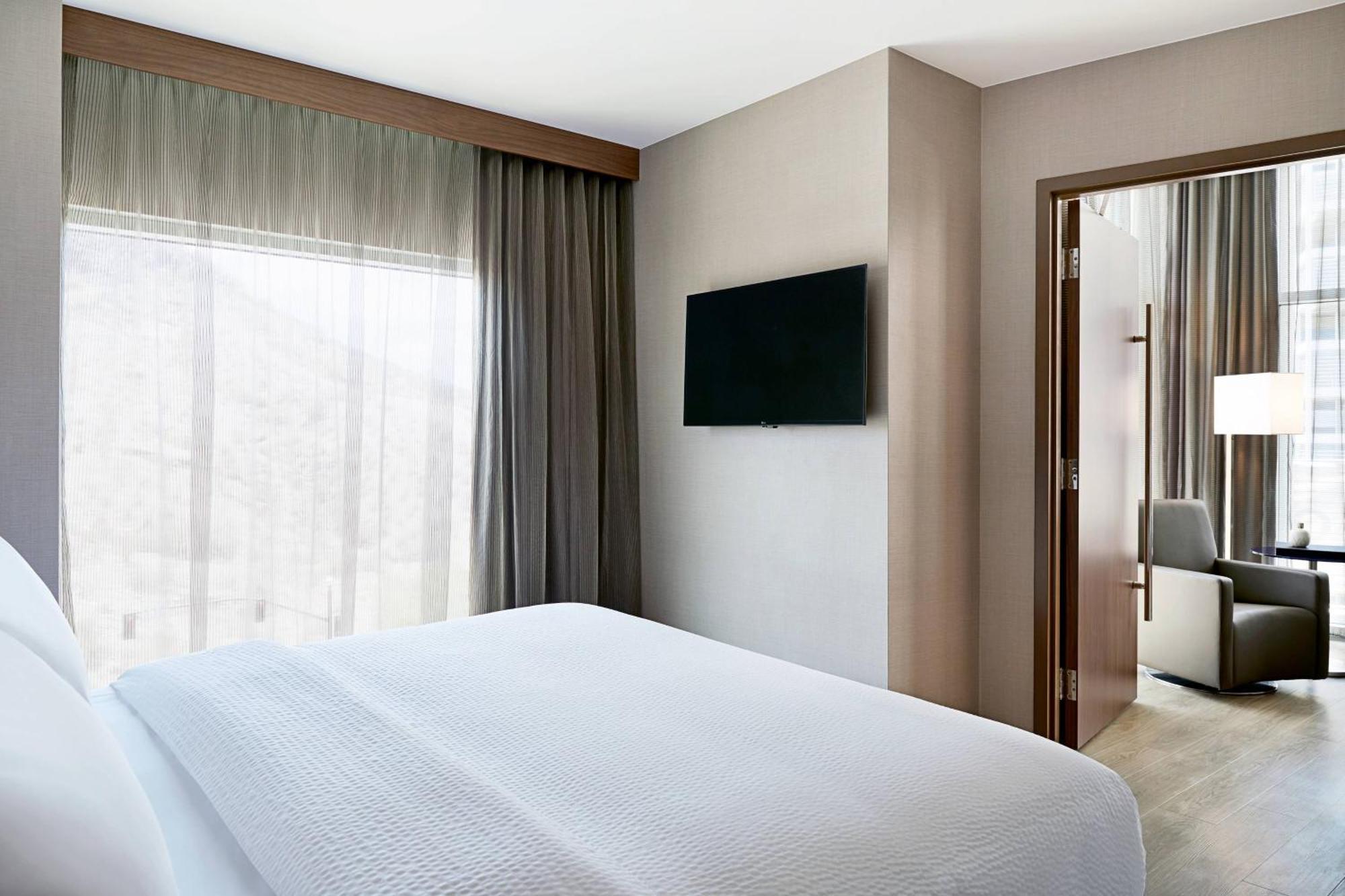 Ac Hotel By Marriott Phoenix Tempe/Downtown Exteriör bild